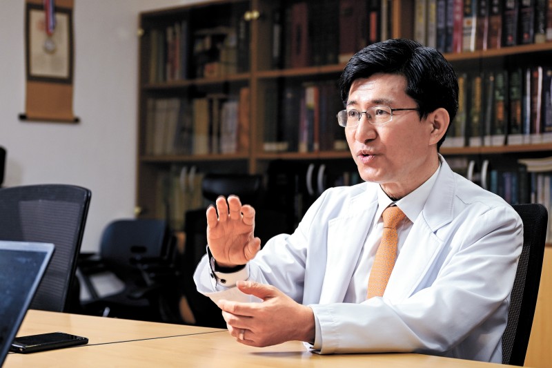 [Health&] “말기신부전 환자도 집에서 복막 투석 가능…10명 중 6명은 경제활동”