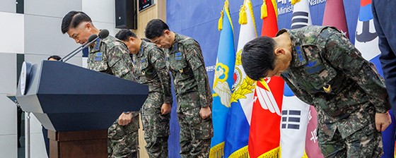 조종사, 표적 확인 않고 “확인”…투하 뒤 오폭인 줄도 몰라