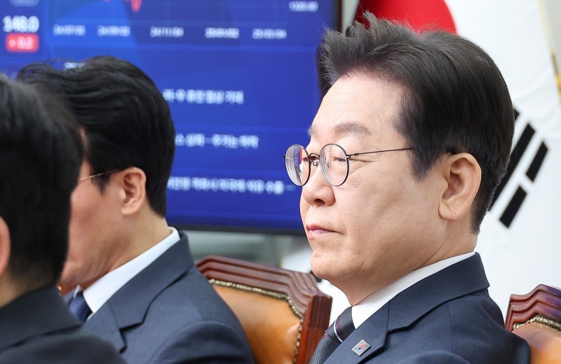 <b>민주당</b>, 내일 <b>광화문</b>서 현장 <b>최고위</b>…'암살 위협' 이재명 불참