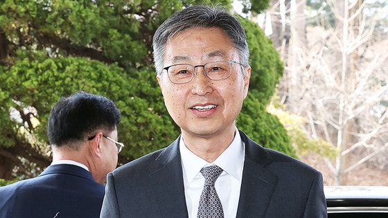 이진숙 땐 4대4, 이번엔 8대0…"헌재 합의 문제없단 메시지"