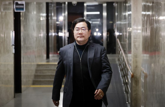 [속보] 민주당, 최상목 <b>탄핵</b>안 <b>결론</b> 못 냈다…"지도부 위임"