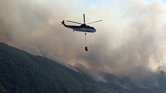 [속보] <b>산청 산불</b> 실종자 2명 숨진 채 발견…사망 4명으로 늘어