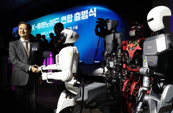 각개전투 대신 ‘합체’…K휴머노이드 연합군 출범