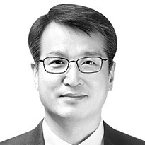 [비즈 칼럼] 과감한 규제 혁신 없으면 농업 혁신도 없다