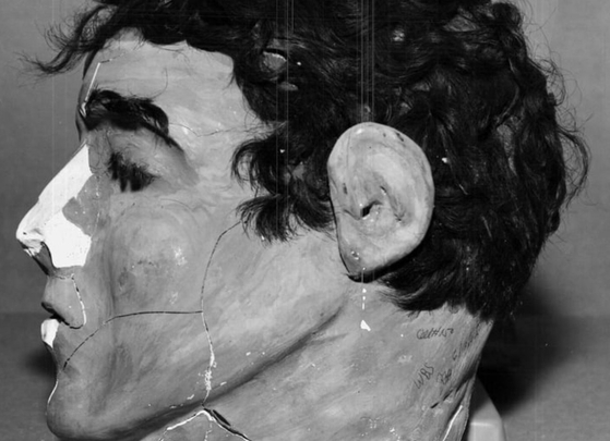 1962년 알카트라즈를 탈출한 이들이 남긴 인형. FBI 홈페이지 캡처 
