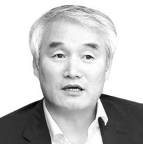 [시론] 푸틴 활용한 김정은, 트럼프와 담판 노리나