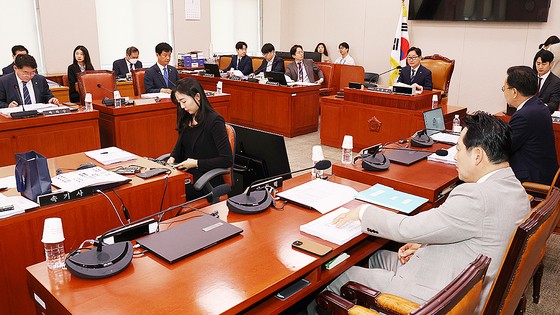 민주, 이재명 방탄 '<b>대통령</b> <b>재판 정지법</b>' 법사위 소위 단독 처리