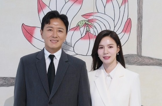 <b>진태현</b>, <b>갑상선암</b> 투병 고백…"<b>수술</b> 받고 잘 이겨내겠다”