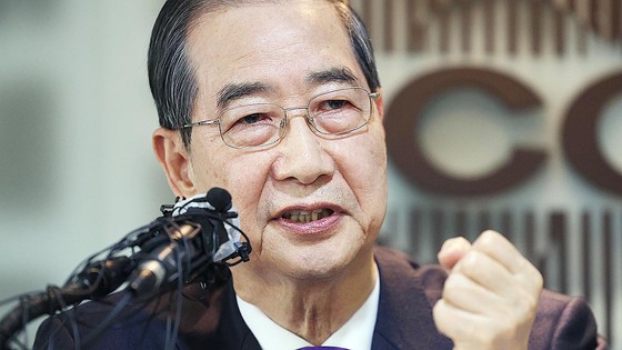 한덕수 무소속 대통령선거 예비후보가 7일 오후 서울 중구 한국프레스센터에서 열린 서울외신기자클럽 초청 기자간담회를 갖고 있다. 뉴스1