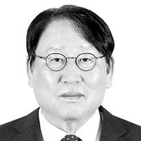 [비즈 칼럼] 치열한 미래 에너지 패권, 중소기업과 산업 생태계 강화해야