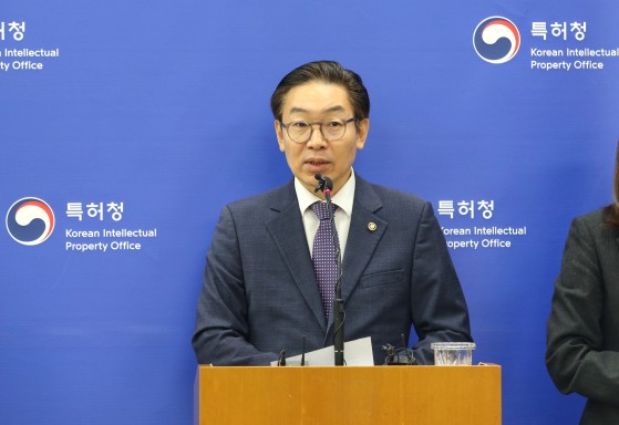 브리핑하는 김완기 특허청장.연합뉴스