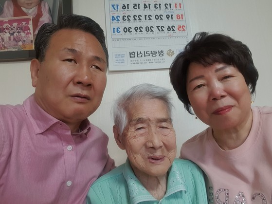 “효도는 복잡하지 않아요, 자주 전화하세요”