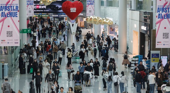 지난 2월 인천공항 1터미널 면세구역의 모습.연합뉴스