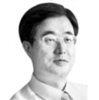 [김정기의 소통카페] 광화문 광장도 이런 날을 기다렸다