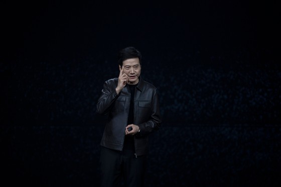 지난 2월 중국 베이징에서 연설하고 있는 레이쥔 샤오미 CEO. EPA=연합뉴스