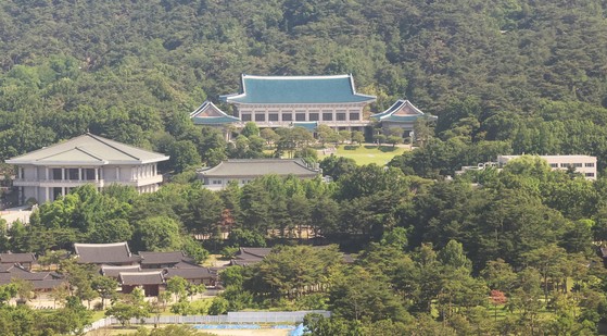 4일 정부서울청사에서 바라본 청와대.   연합뉴스