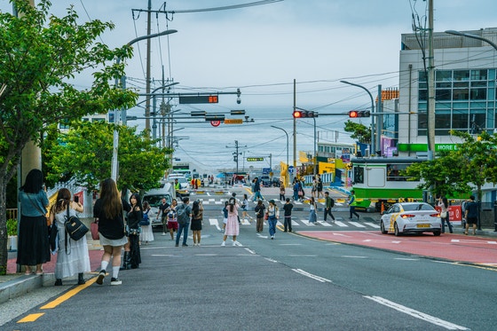 부산 밀려드는 외국인, 다함께 차·차·차