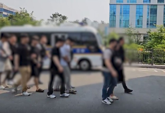 중학생도 120만원 잃었다…청소년들 <b>도박</b> 끌어들인 <b>조폭</b>[영상]