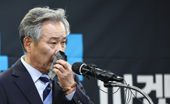 <b>이기흥</b> 전 <b>회장</b>, 체육회 자격정지 4년 <b>징계</b>에 재심 청구 예정