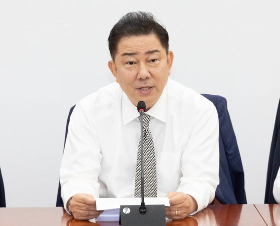 김병기 더불어민주당 대표 직무대행 겸 원내대표가 19일 오후 국회에서 열린 정책조정회의에서 발언하고 있다. 임현동 기자/20250619