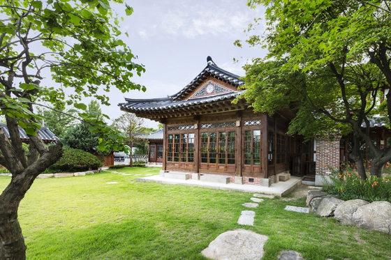 서울 종로구 북촌한옥마을 백인제 가옥에서도 결혼식을 올릴 수 있다. [사진 서울시]