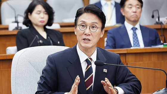 김민석 국무총리 후보자가 25일 서울 여의도 국회에서 열린 인사청문회에서 국민의힘 주진우 의원의 질의에 답하고 있다. 연합뉴스
