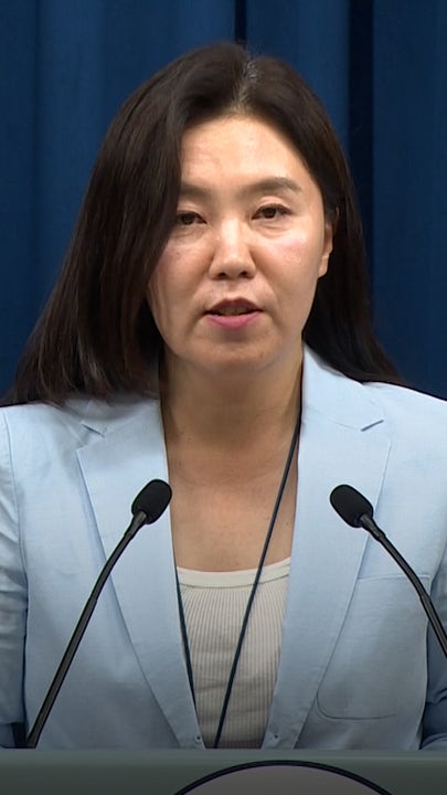 [속보] '<b>취임</b> 한달' 李<b>대통령</b>, 내달 3일 첫 <b>기자회견</b>