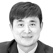 [시론] 정부광고 대행기관 복수화, 득보다 실 크다