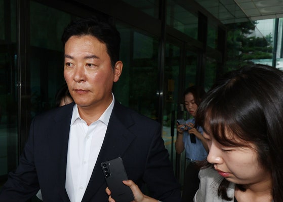 [단독]김성훈 전 경호차장, <b>내란특검</b> 출석…<b>김주현</b> 전 <b>민정수석</b>도 소환