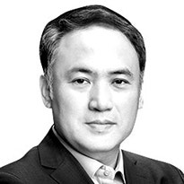[시론] 홈플러스 M&A, 거시적 관점에서 접근해야