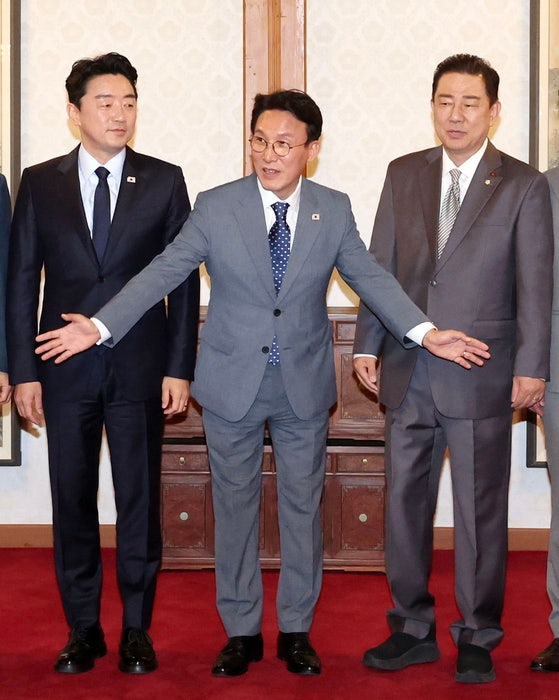 [사진] 한자리 모인 당정대