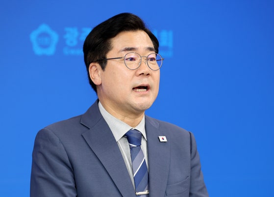 박찬대 더불어민주당 의원이 지난 7일 오전 광주광역시의회 기자회견장에서 열린 '호남이 묻고, 박찬대가 답하다'에서 발언하고 있다. 연합뉴스
