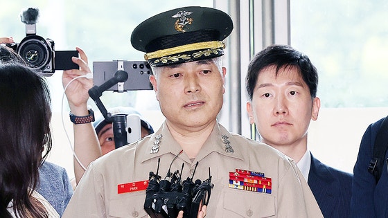 [속보] <b>박정훈</b> “<b>VIP 격노</b>, 설 아닌 사실…책임자들 법적 책임질 것”