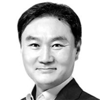 [글로벌 아이] 알래스카 회담과 하노이 회담