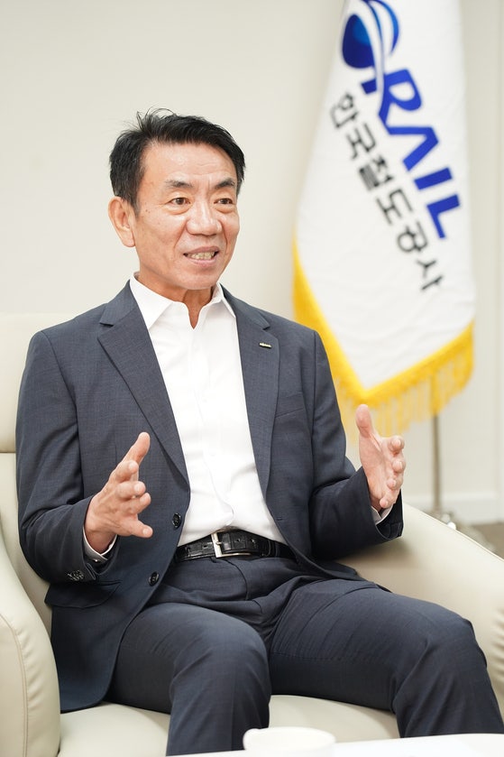 “7명 사상 사고, 무거운 책임 통감” 한문희 코레일 사장 사의