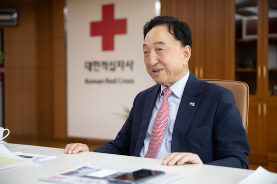 "120년간 생명 지킨 등불 적십자…앞으로도 그 불 지킬 것"