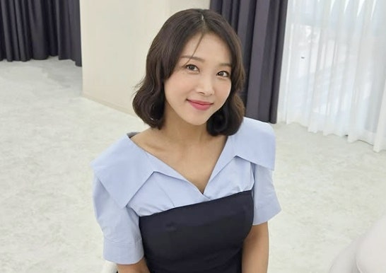 "언니 유방암 뇌 전이"…<b>원더걸스 유빈</b>, 연 2억 치료제 청원 독려
