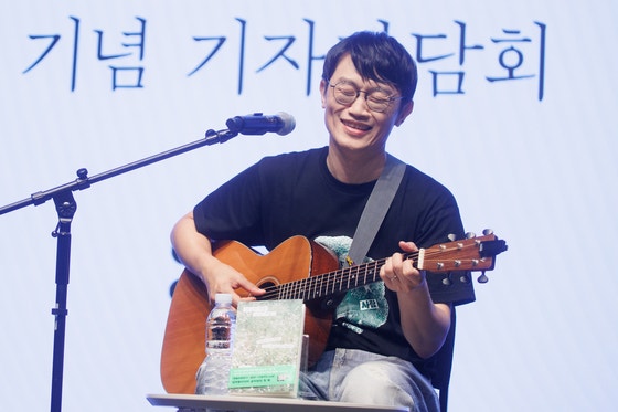“열심히 대충 살자, 제 인생 모토입니다”