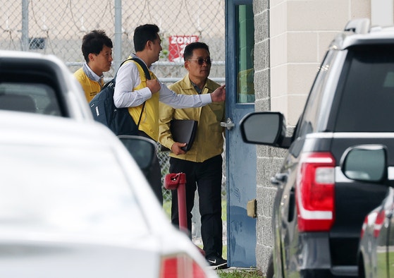 [사설] 구금 근로자 귀국이 문제의 끝 아니다