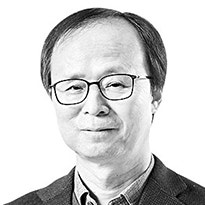 [시론] AI 시대의 승패 가를 ‘인재 확보 전쟁’