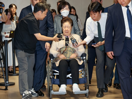 [사진] 한학자, 특검 조사 받고 귀가