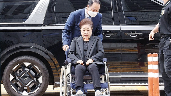 '통일교 의혹' 정점 <b>한학자</b> 구속…'<b>정교 유착</b>' <b>수사</b> 탄력받나