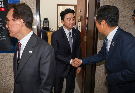 금융조직개편 없던일…금융위·금감원 안쪼갠다