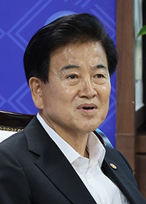 정동영 “북한, 미국 타격 가능한 3대 국가” 핵보유국 인정 논란