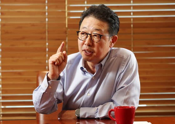 “벤츠·포르쉐에 부품 납품, 전기차·방산 시장도 넘본다”