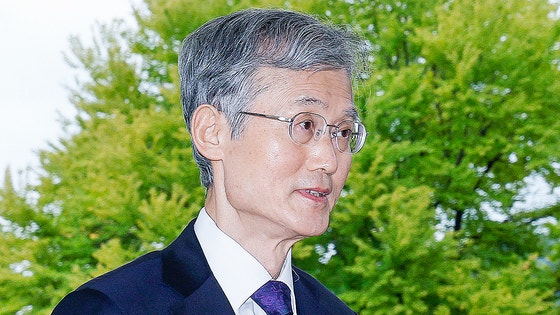 [단독]조희대, 국감 증언대 안 선다…"관례대로 인사말 후 퇴장"