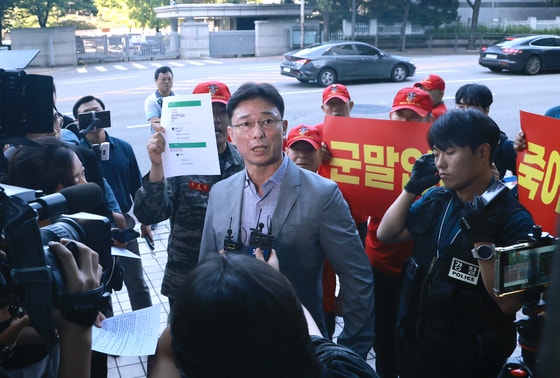 [단독] 서로 모른다는 임성근·이종호...배우 박성웅 "함께 식사했다"