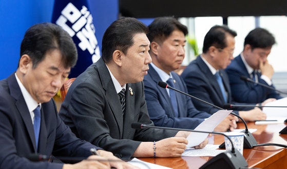 [사진] 여당, 국감 현안 관련 기자간담회…야당 ‘추미애 방지법’ 등 발의 예고
