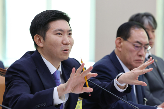 <b>유승민</b> 정면승부 택했다…"<b>리베이트</b> 드러나면 즉시 <b>사퇴</b>"