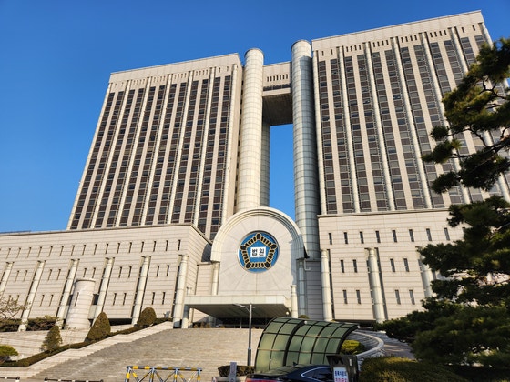 <b>성범죄 고소 여성</b>, 법원청사 화장실서 <b>자해</b>…"무죄 원망스러워"